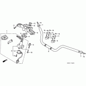 Схема узла: Верхняя траверса и Клипон руля для Honda CB750 Seven Fifty