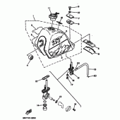 Схема вузла: Паливний бак Yamaha XT350 XT350